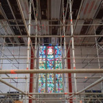 Gerüst für die Montage der Deckenstarhlheizung